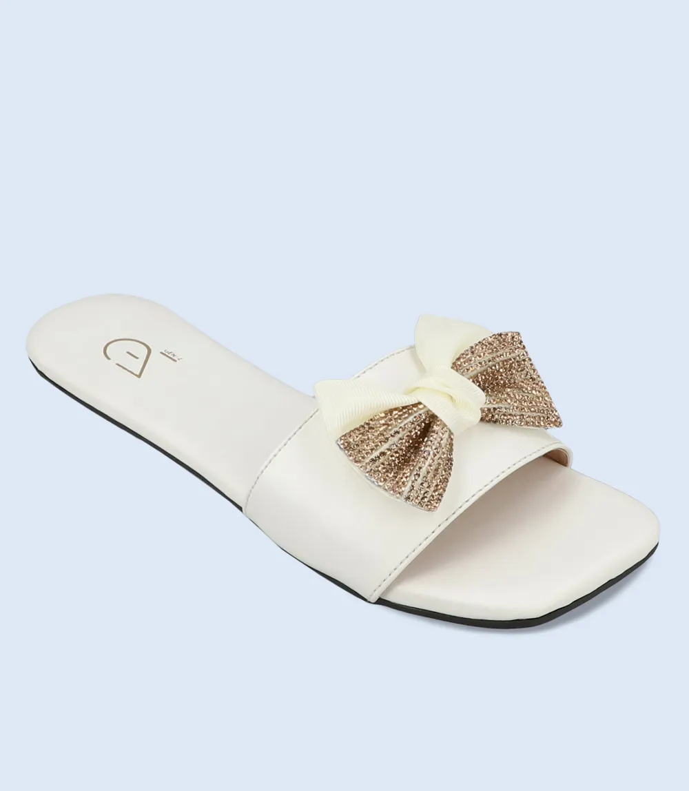 BW9493-WHITE-Women Casual Slipper