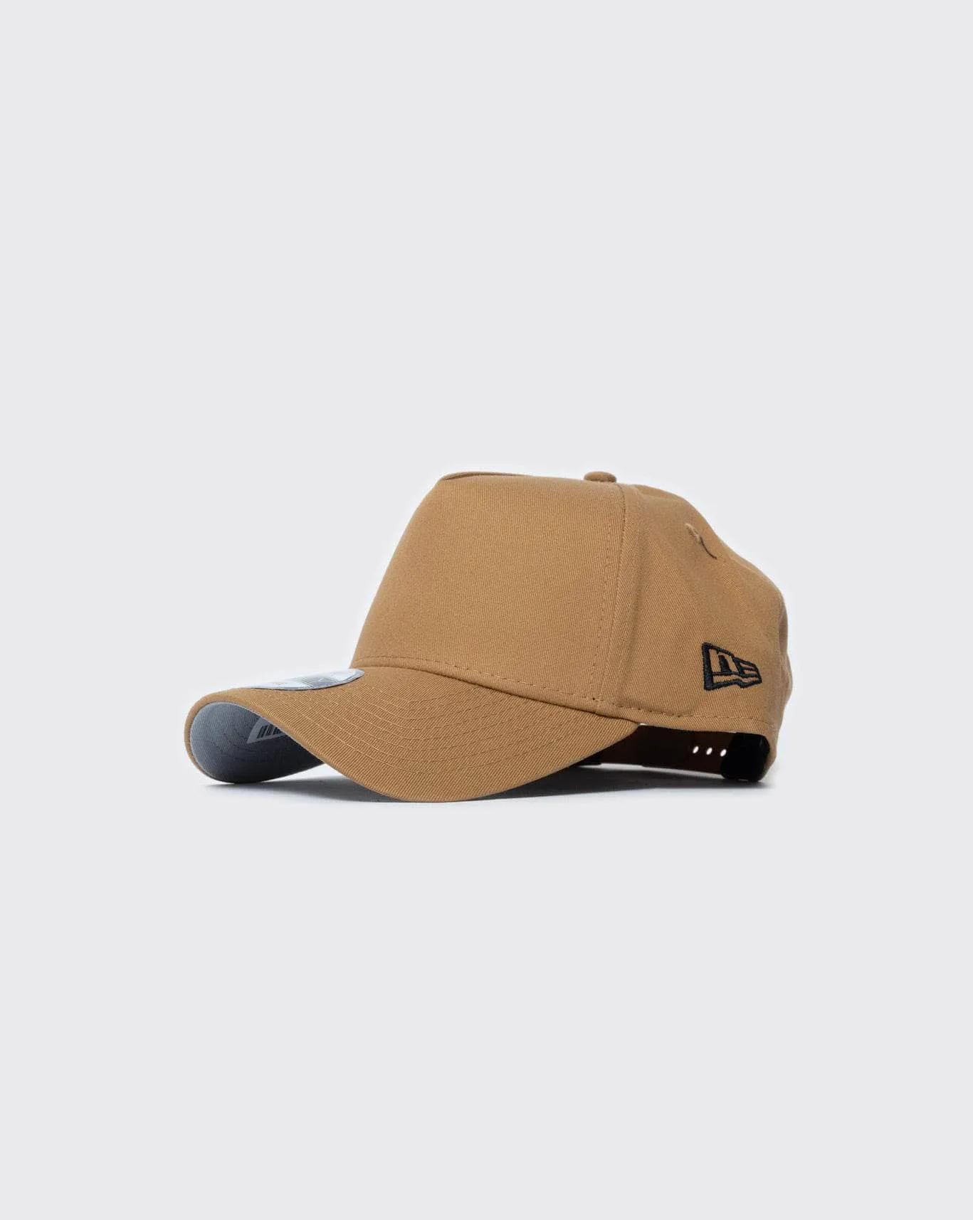 New Era 940AF Essential